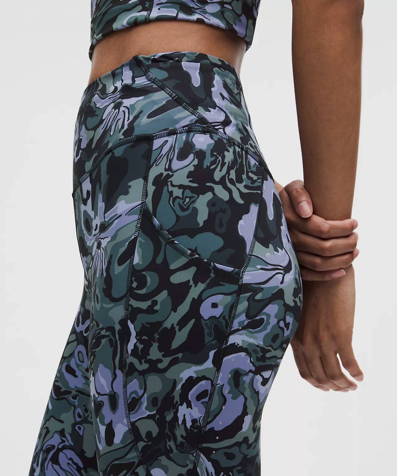 Fast & Free High Rise Tight 25 Leggings In Flower Meld