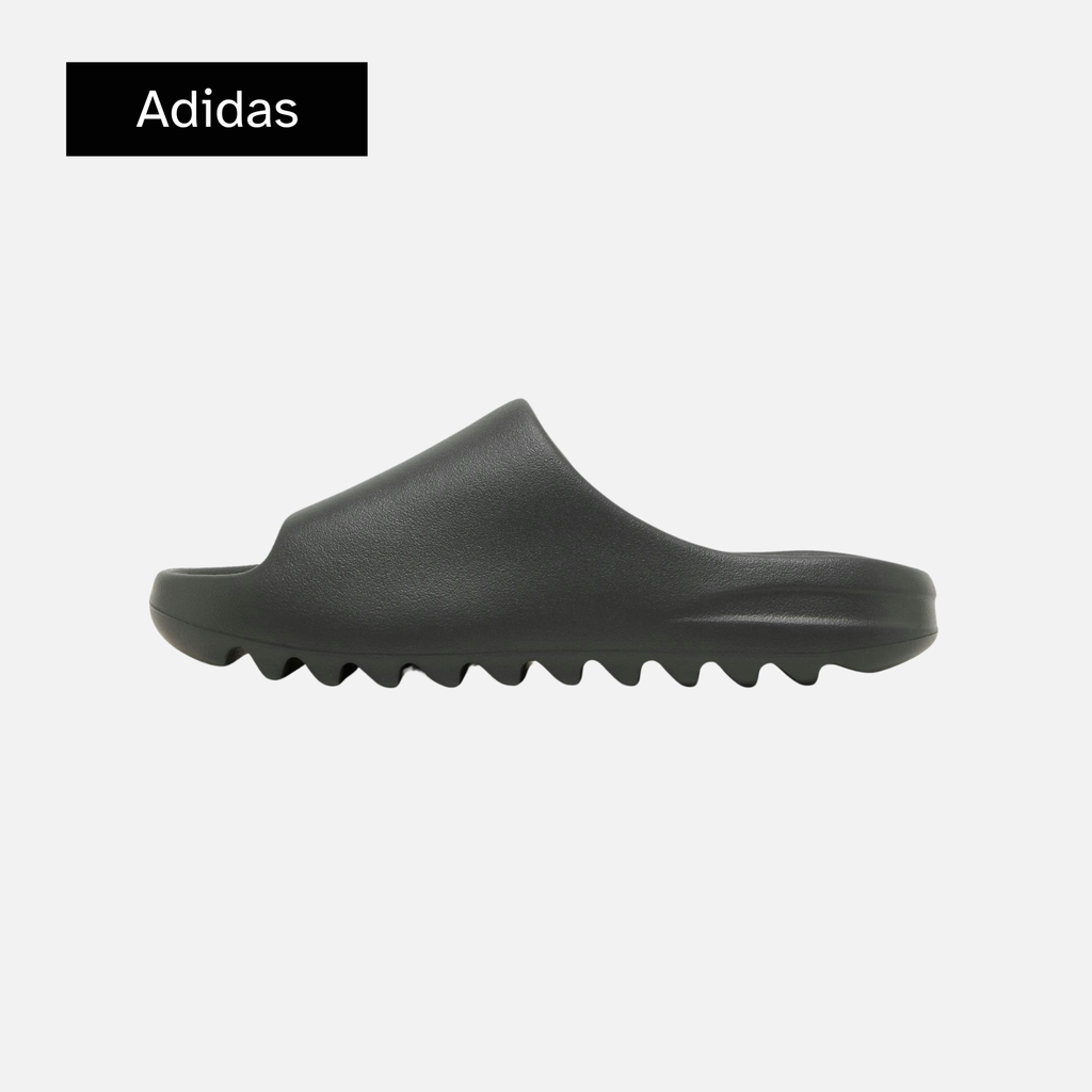 Yeezy Slides 'Dark Onyx'